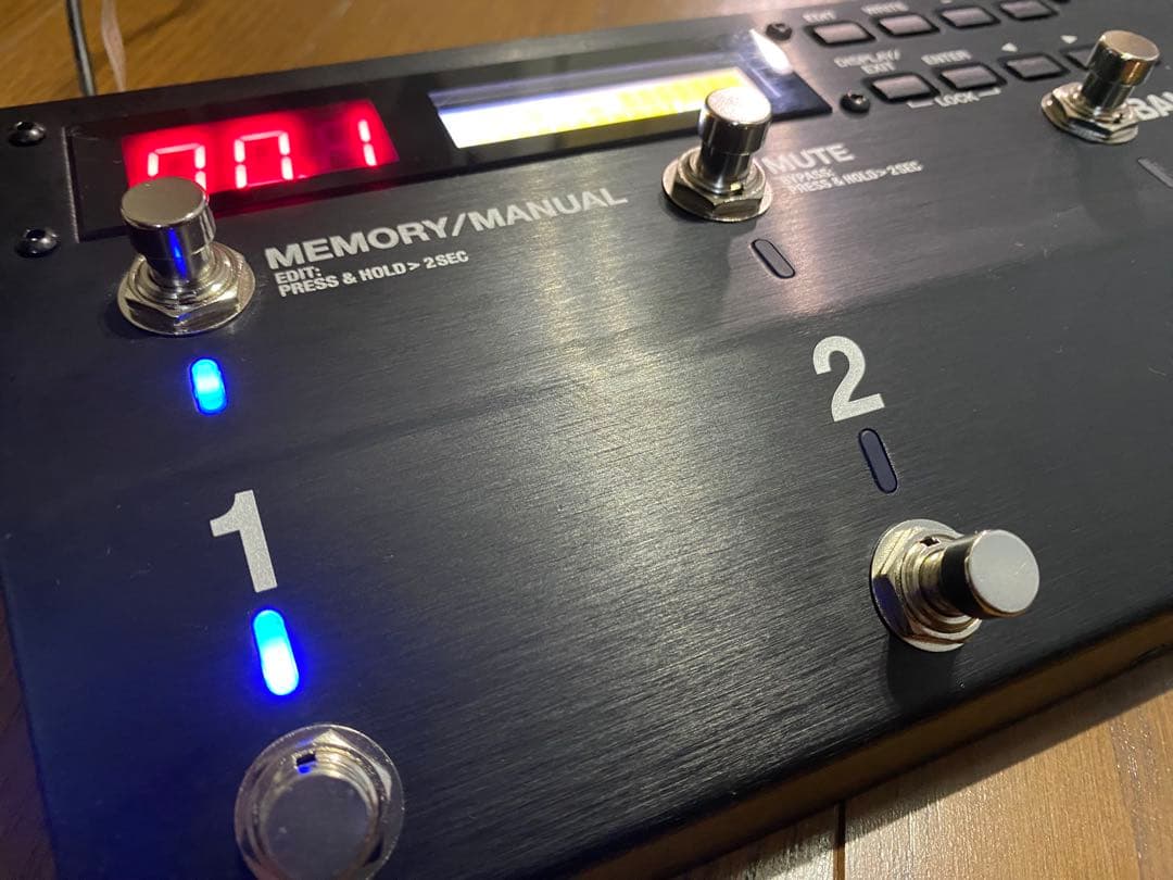 ギター BOSS ES-8 effects switching system