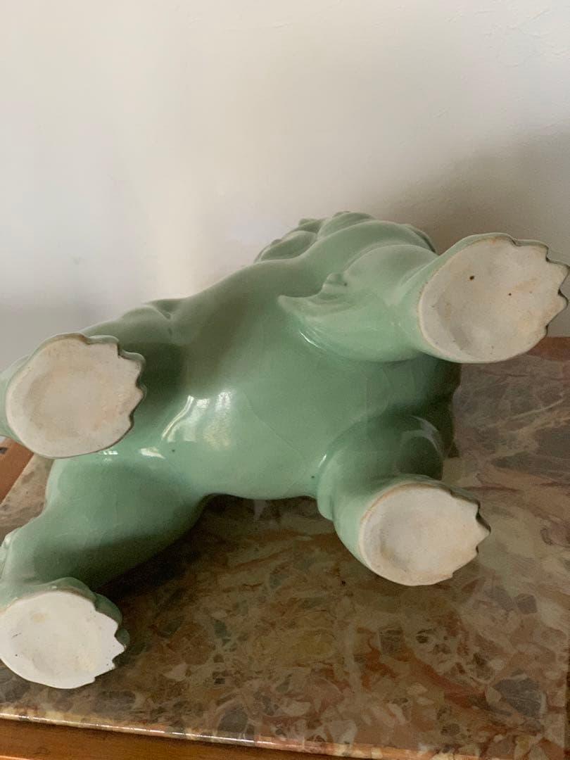 青磁　唐獅子　艶々　獅子　魔除け　厄除け