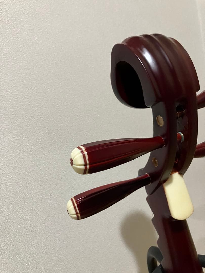 中国琵琶 宮廷楽器 撥弦楽器　木製 琵琶 4弦 花の彫刻