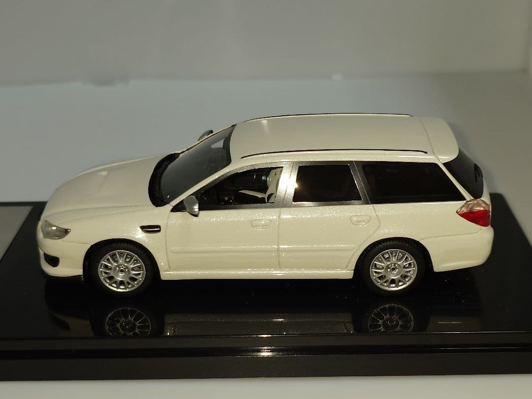 1/43 SUBARU STI S402 WAGON ホワイトパール W262 - メルカリ