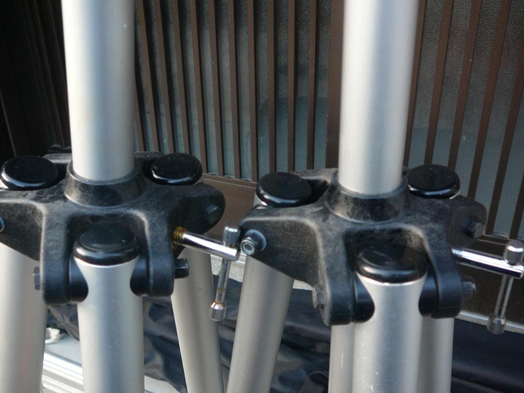 ハ*0様 UNI-PEX　アルミケース 　スピーカースタンド 2本　セット