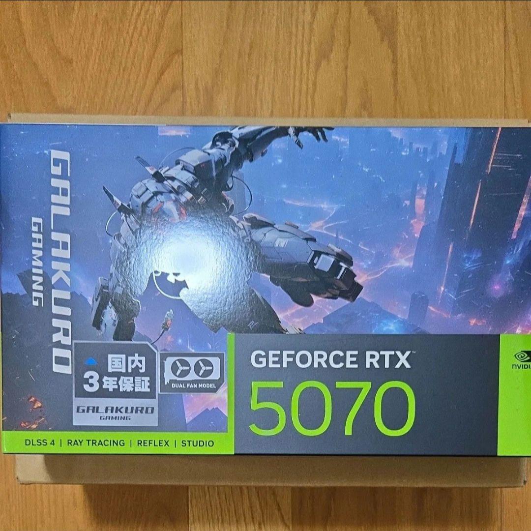 玄人志向 GALAKURO GAMING GeForce RTX 5070 玄人志向 GALAKURO GAMING GG-RTX5070-E12GB/OC/DF [PCIExp 12GB] 価格