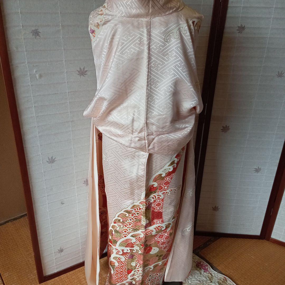 古典柄の正絹振袖 着物リメイク 3枚セットです