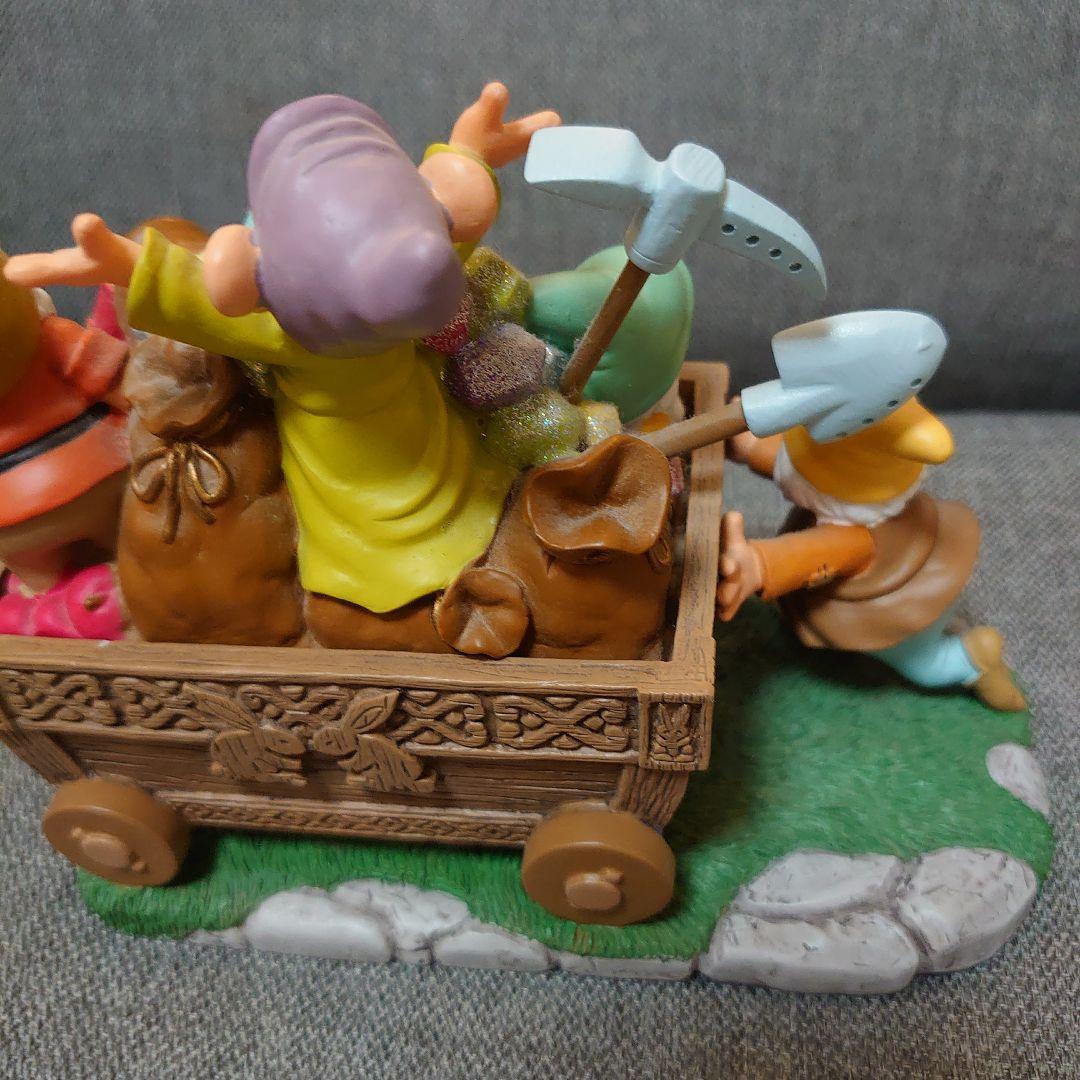 4*i様 ディズニーストア 白雪姫 7人の小人 トロッコ ジュエリースタンド 小