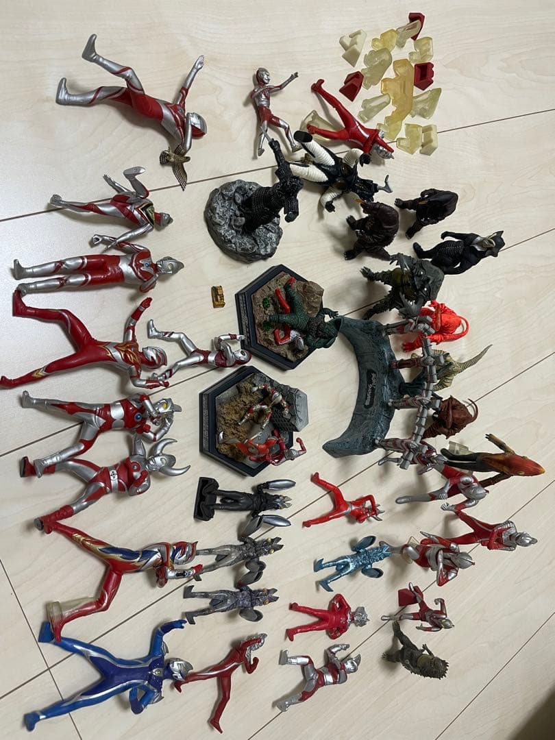 ウルトラマンフィギュアセット 約38体