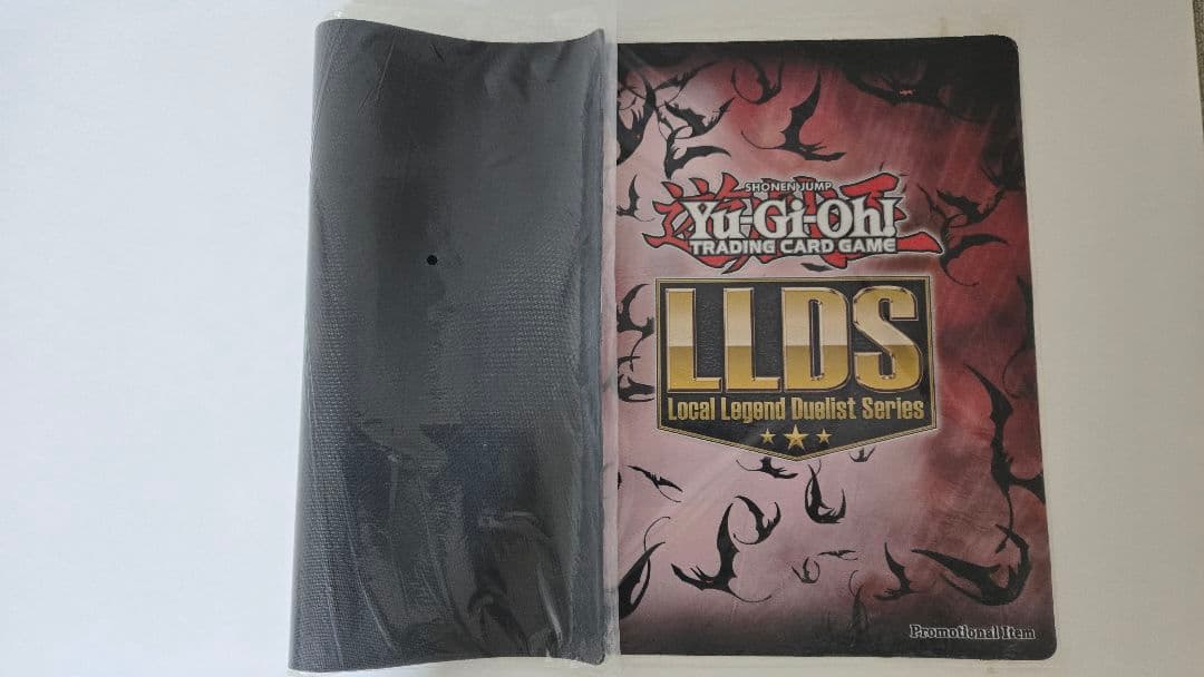 遊戯王公式プレイマット ヴァンパイア・デザイア LLDS