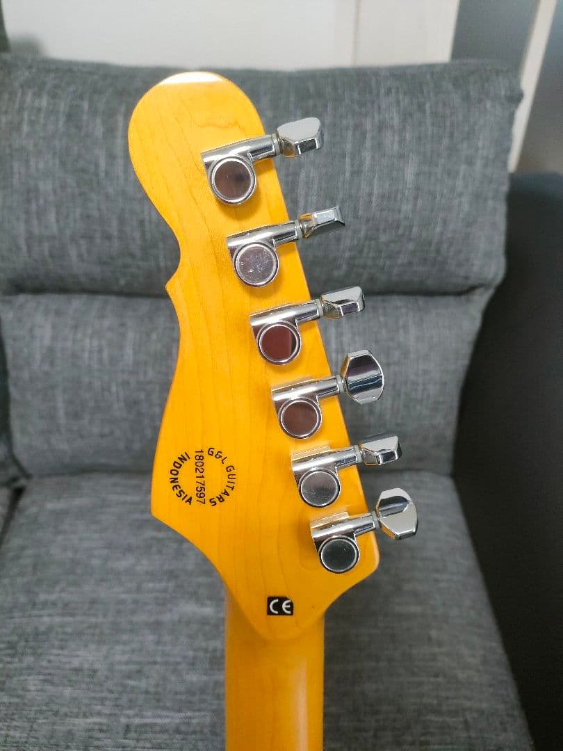 G&L　LEGACY　極美品