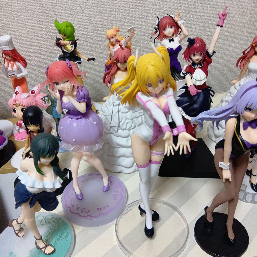 リゼロ美少女フィギュアワンピースウマ娘マクロス他アニメノンジャンルまとめ売り大量