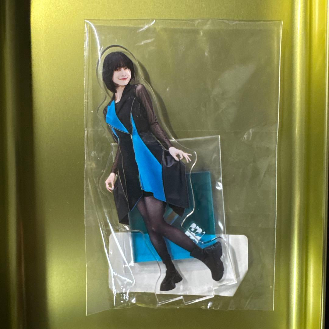 ExWHYZ mikina アクリルスタンド - メルカリ