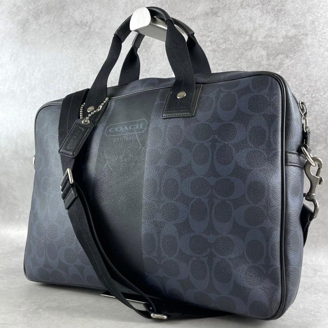 美品 コーチ シグネチャー 2way ビジネスバッグ ブリーフケース A4 PC