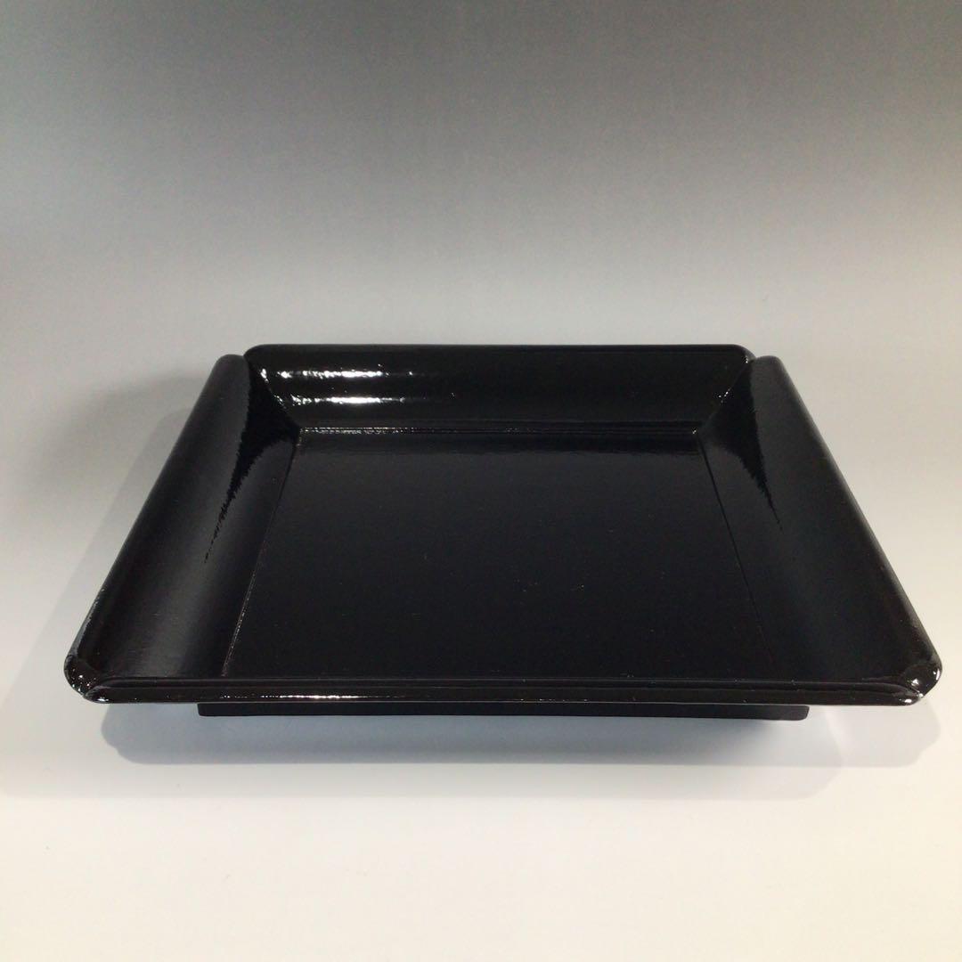 Ｐ７４６　四方盆　『鷲山塗』『山本象石作』『表千家　堀内宗完　箱書』　共箱