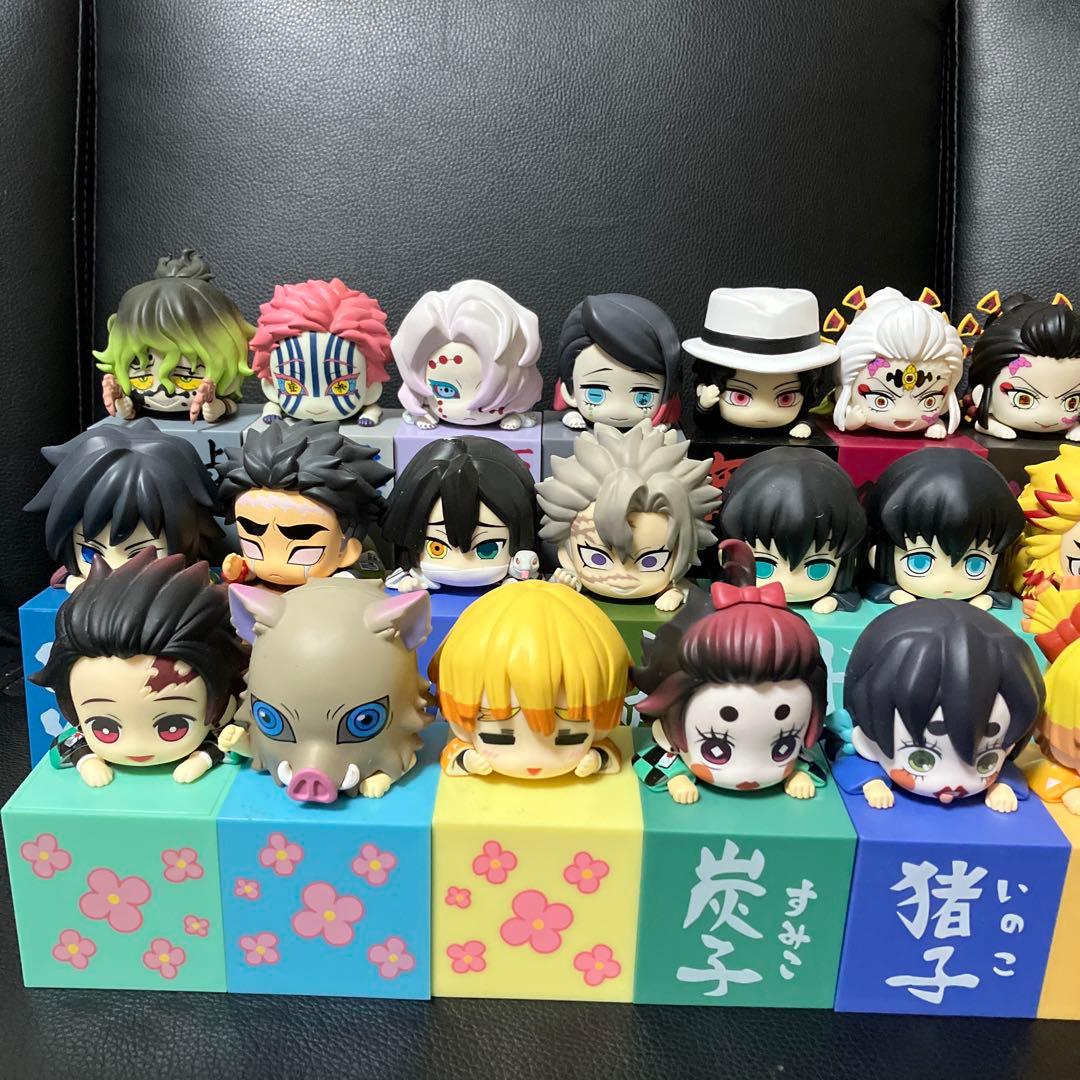 鬼滅の刃 ひっかけ フィギュア 32体 セット - メルカリ