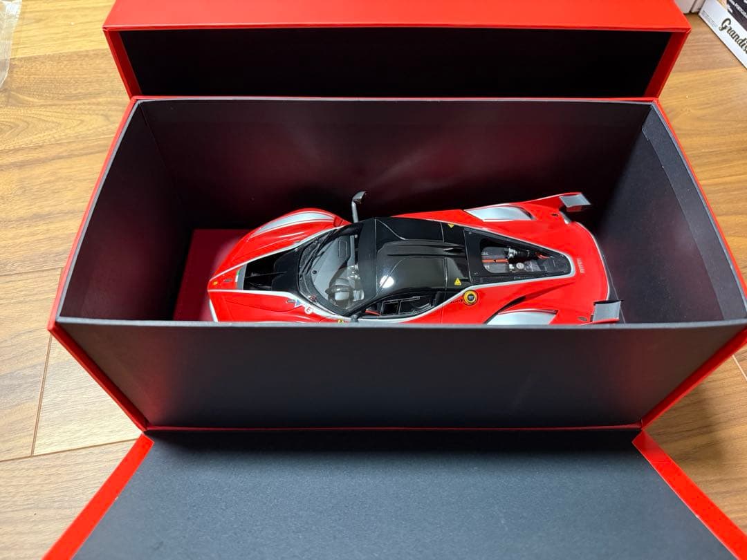 BBRフェラーリ1/18 ラフェラーリFXX K P18119B