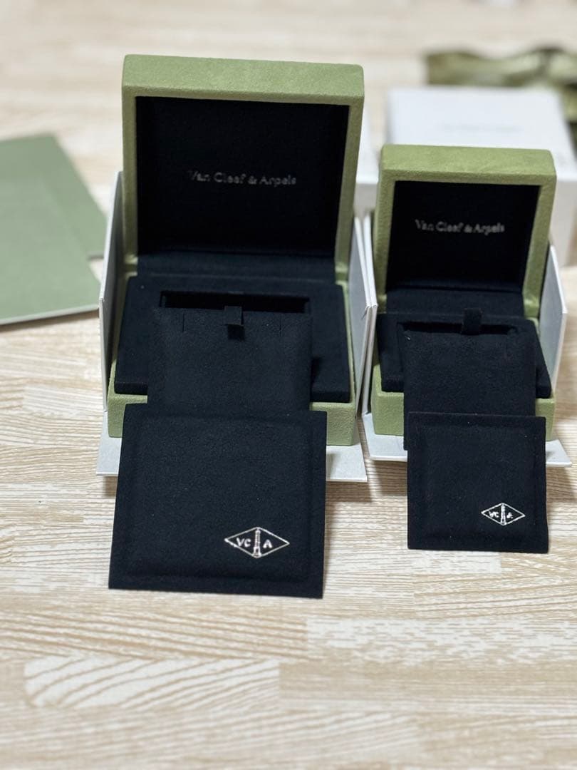Van Cleef & Arpels ケース /リボン/封筒セット