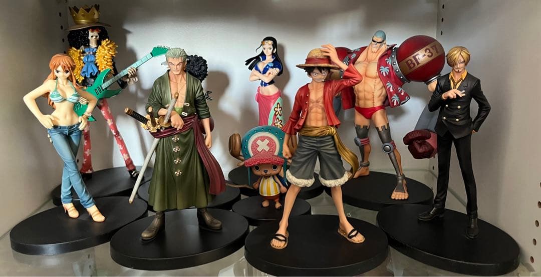 ワンピース麦わらの一味グラメン