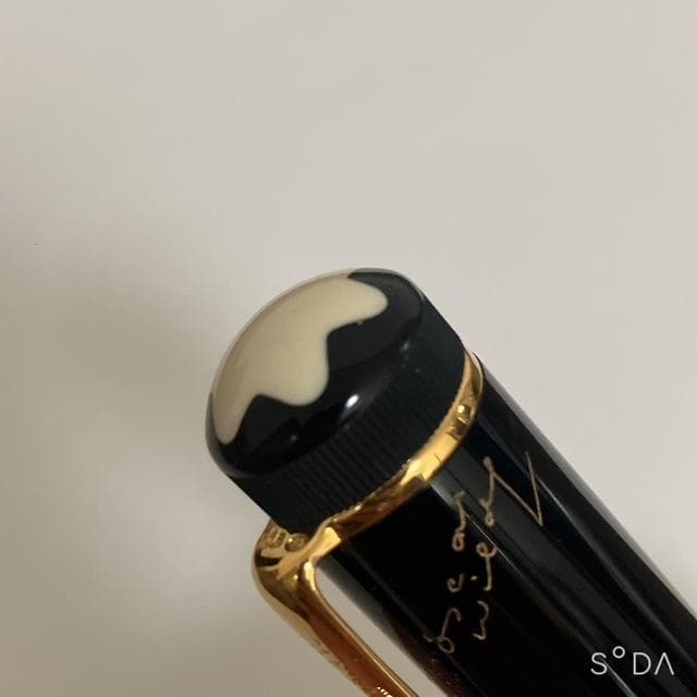 【べる】モンブラン 万年筆 オスカーワイルド 世界限定2万本 18K