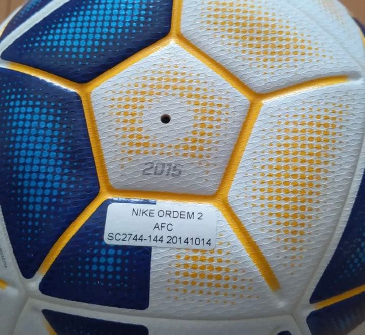 サッカーボール公式球 ナイキ オーデムⅡ - メルカリ