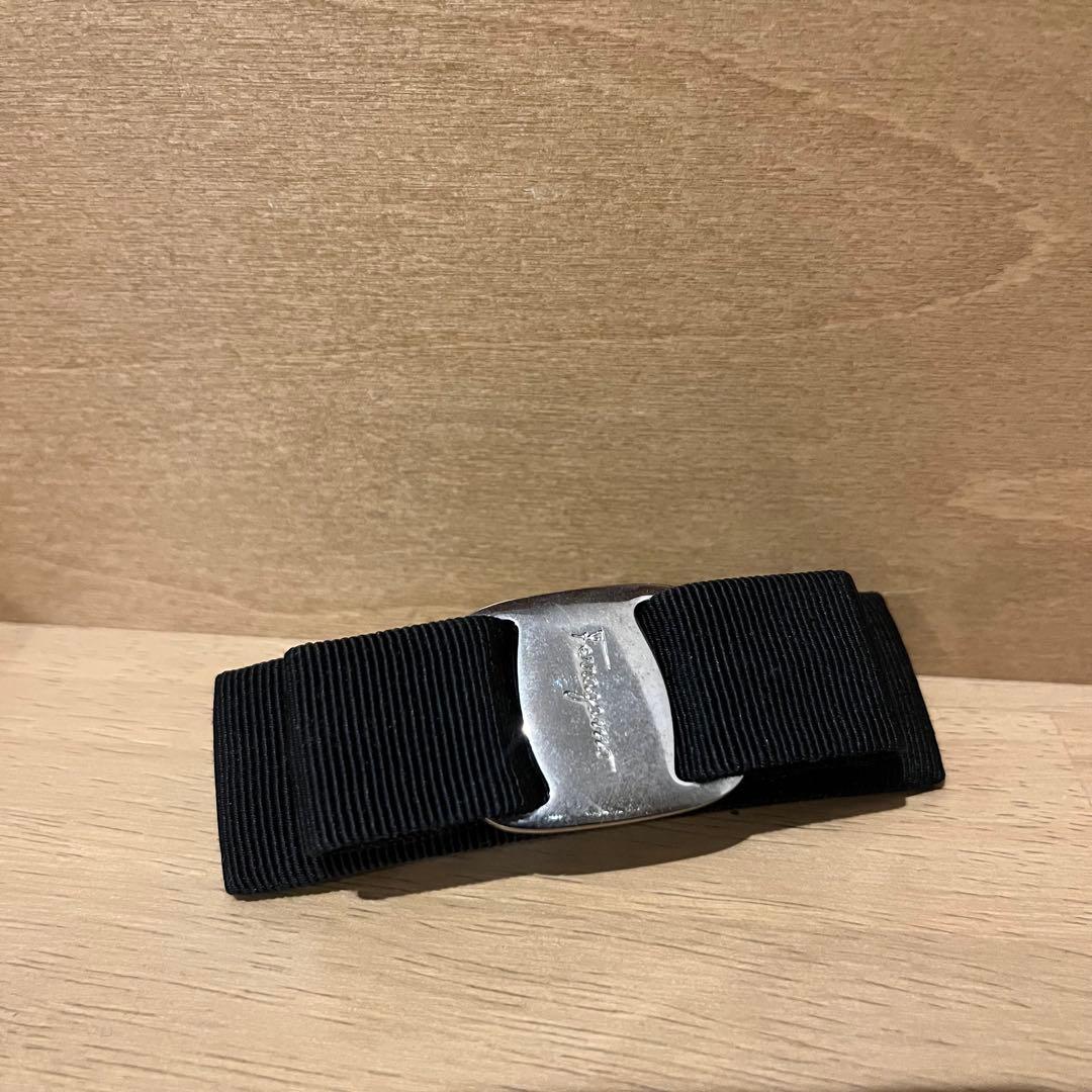 希少 正規品 フェラガモ バレッタ 黒