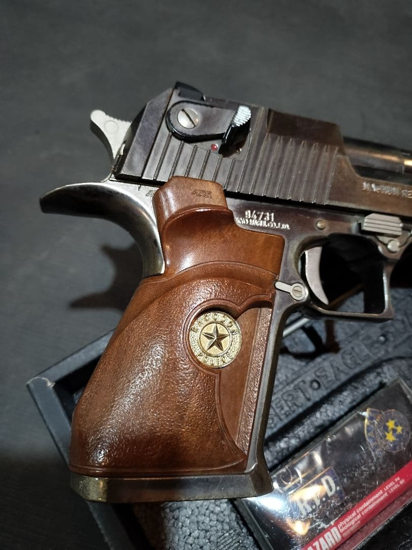 デザートイーグル .50AE バイオハザード2モデル 98 ガスガン マガジン付