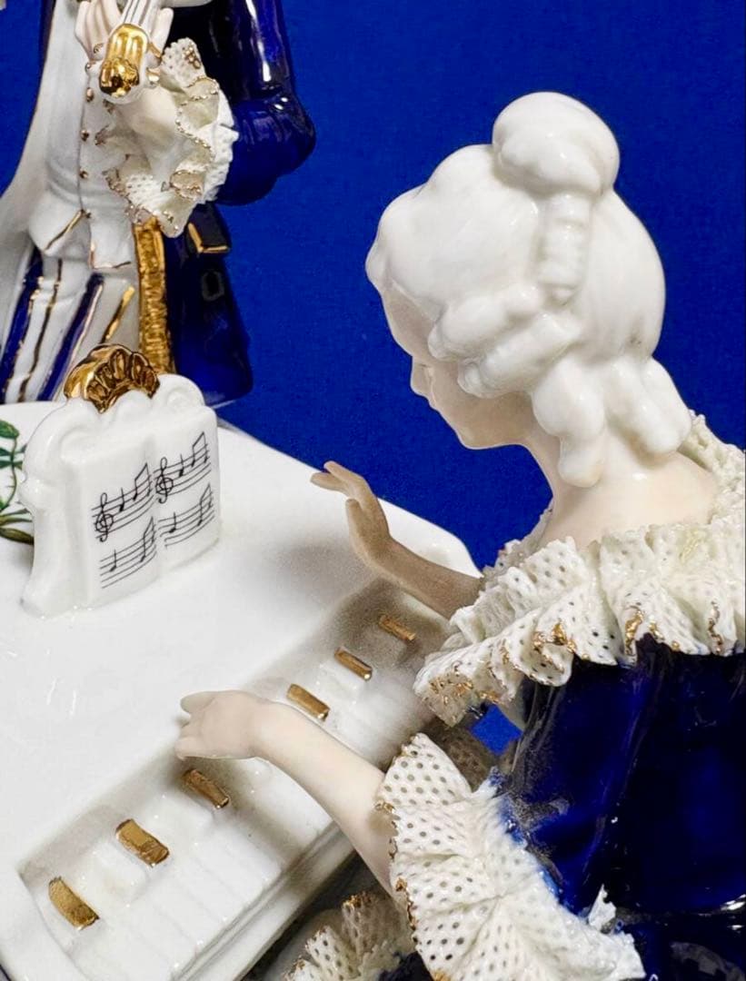 加藤工芸 レースドール 置物 人形 貴族 ピアノ&バイオリン