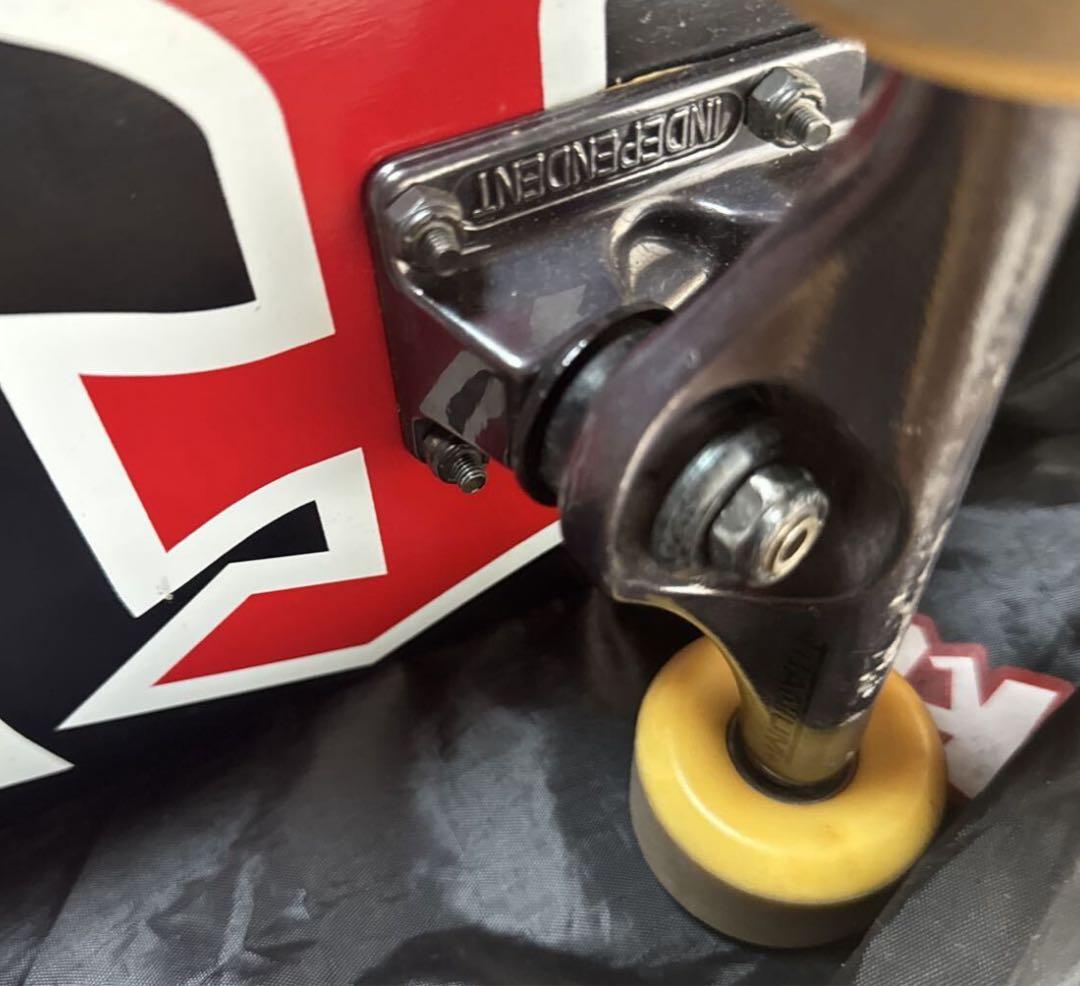 Flip スケートボード　コンプリート　7.75