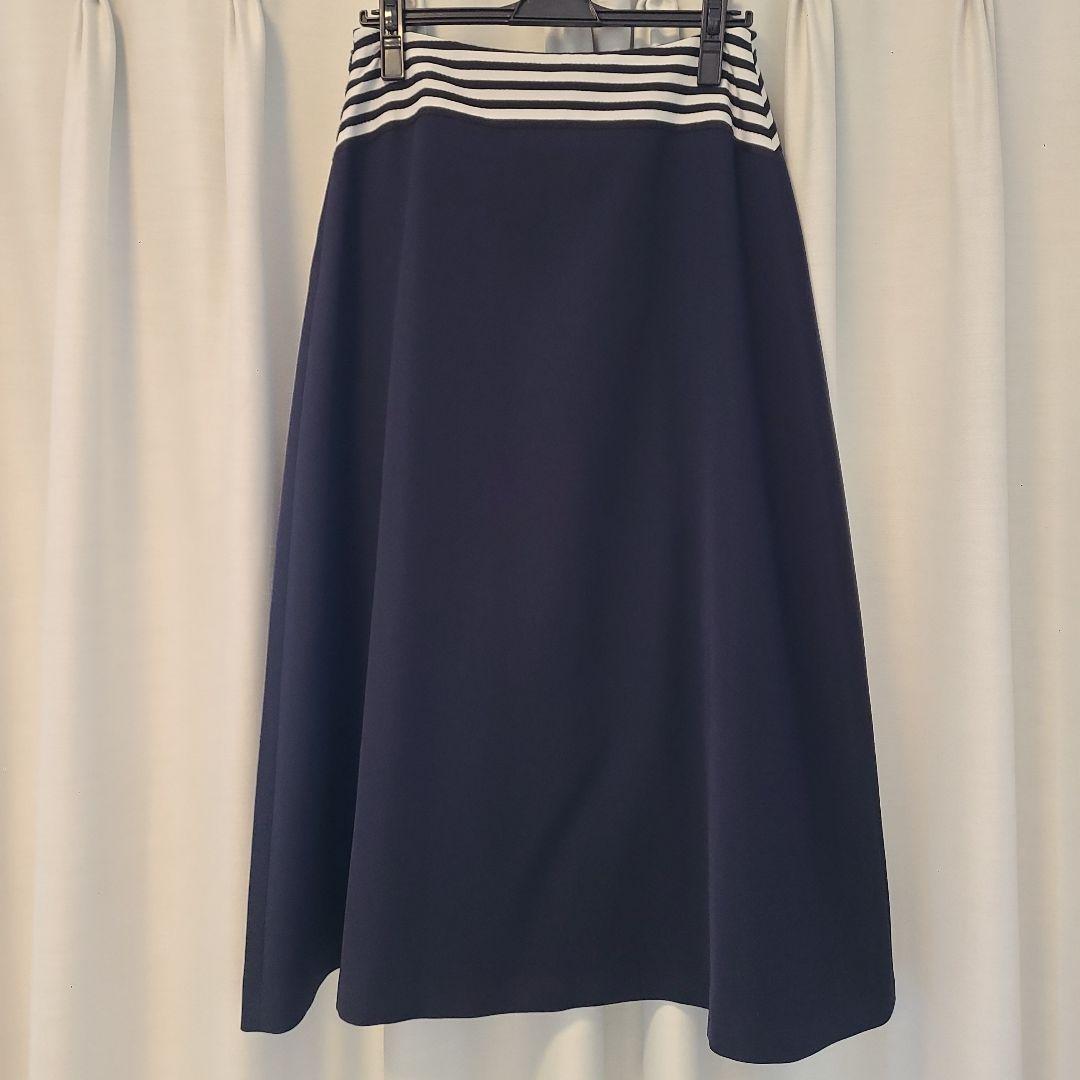 【土日限定最終お値下げ】ボーダーズアットバルコニー　38 ツイルスカート　紺