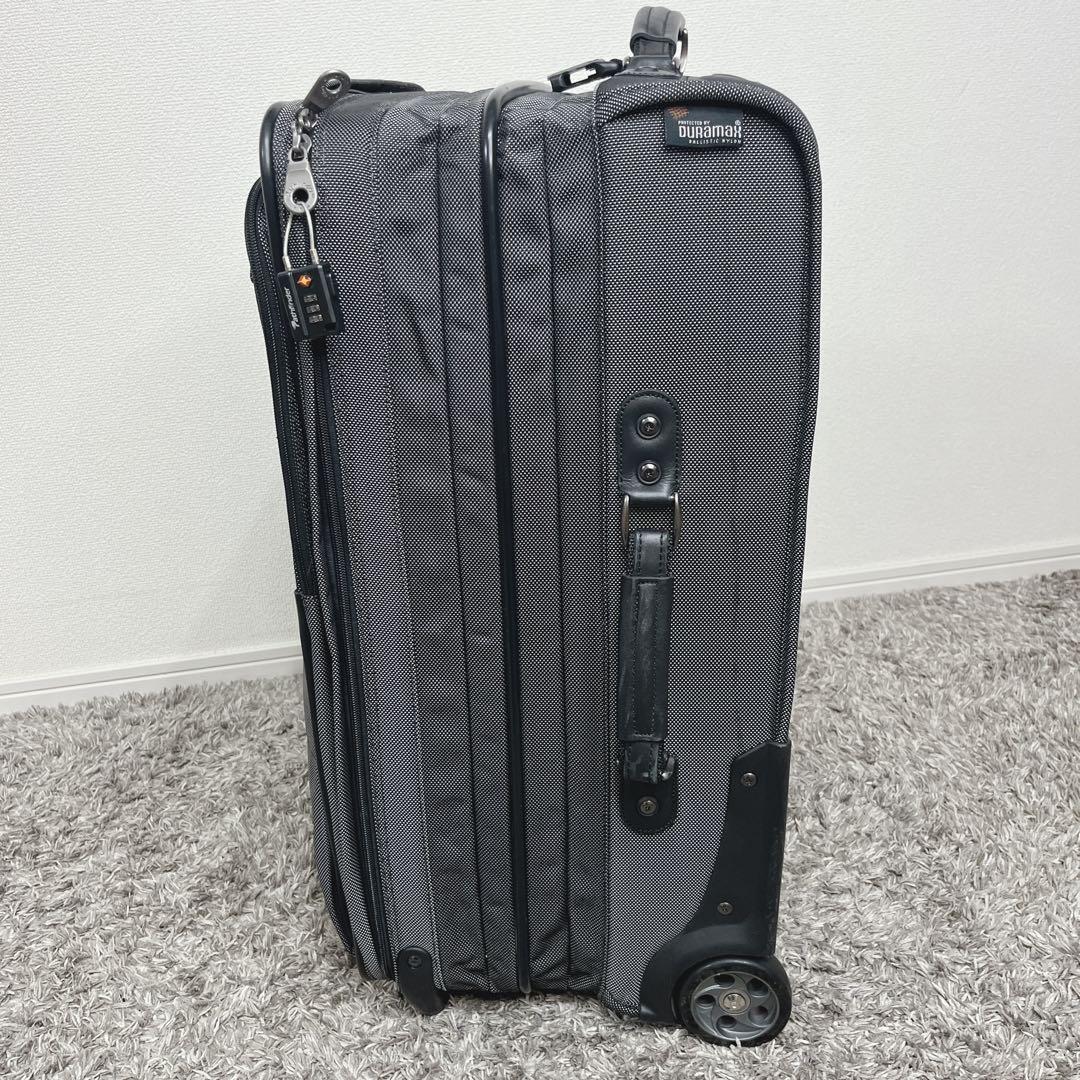 Pathfinder パスファインダー キャリーケース キャリーバッグ 大型の