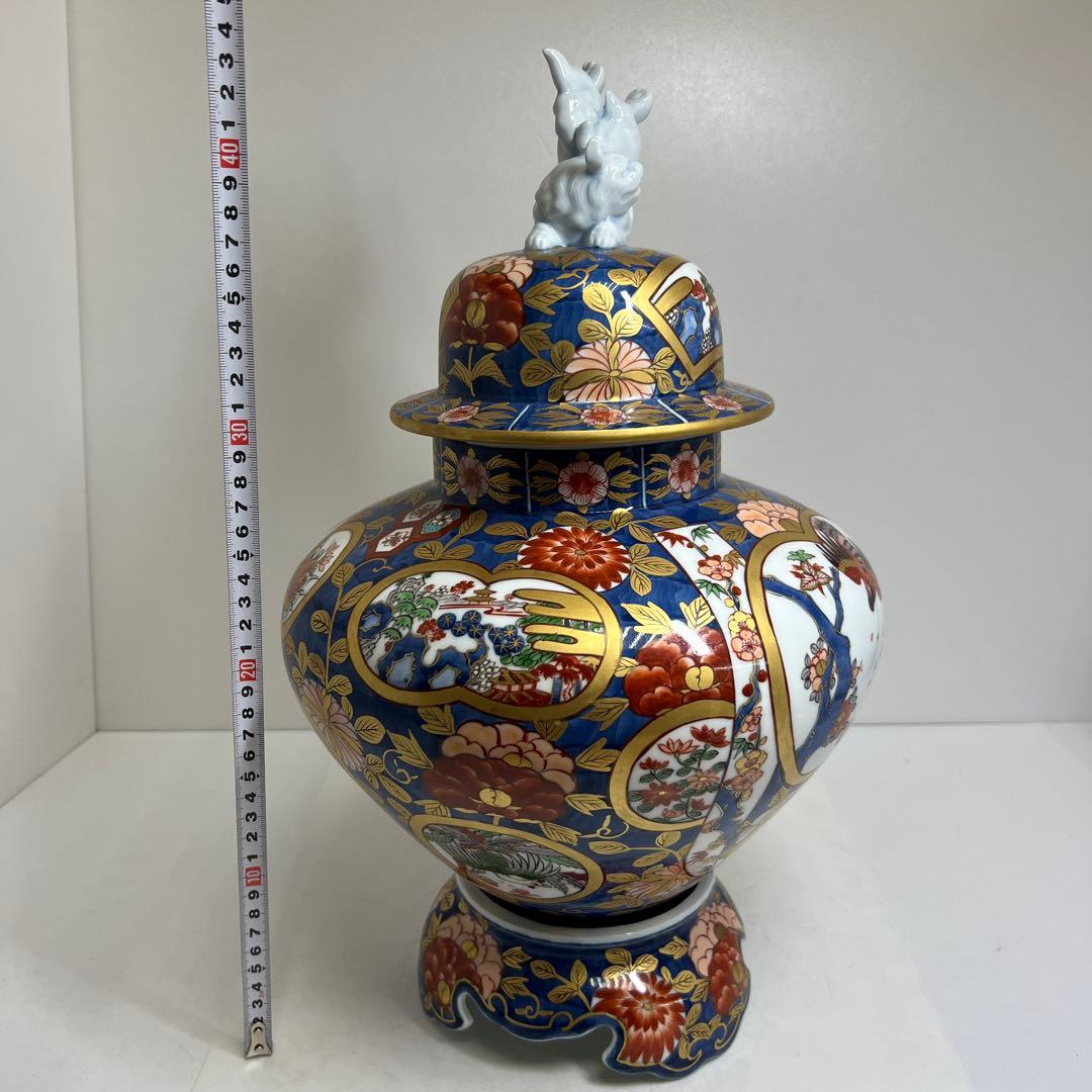 藤井朱明作　古伊万里風金彩風飾壷　共箱　高さ約46㎝　東Y8-0108②トコヒ