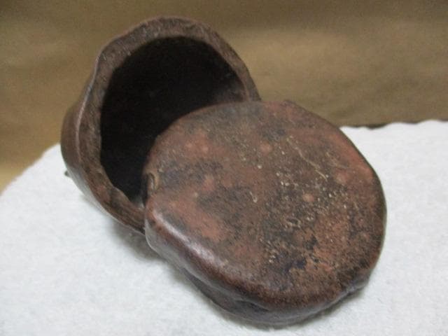 古備前　可愛い狸の香合　Q82-3