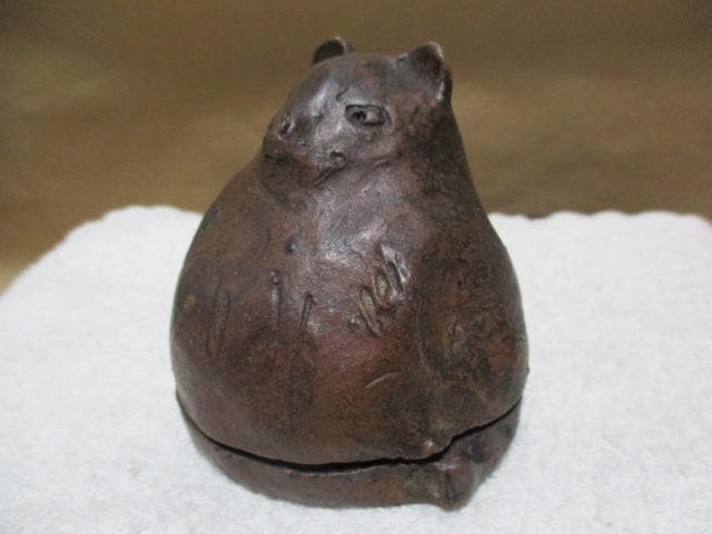 古備前　可愛い狸の香合　Q82-3