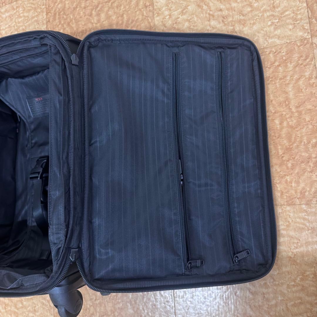 TUMI 22060DH 機内持込みOK4輪キャスター付きスーツケース トランク
