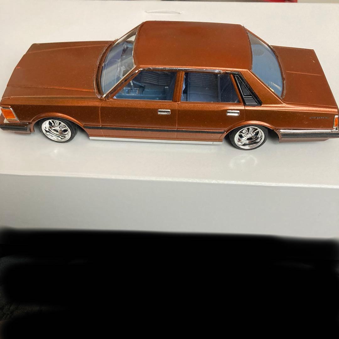 ニッサンセドリックプラモデル 素人製作品