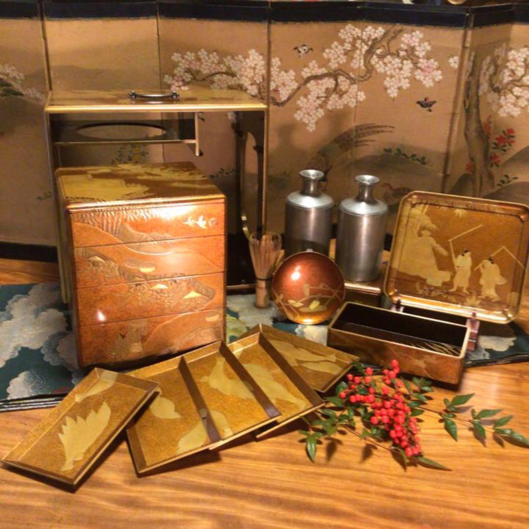 ➁【特別出品】総梨地大名道具農耕蒔絵蒔絵野弁当提重（共箱）