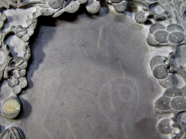 ☆硯 中国古玩 端渓硯 裏に銘有 花に飛鶴図 重