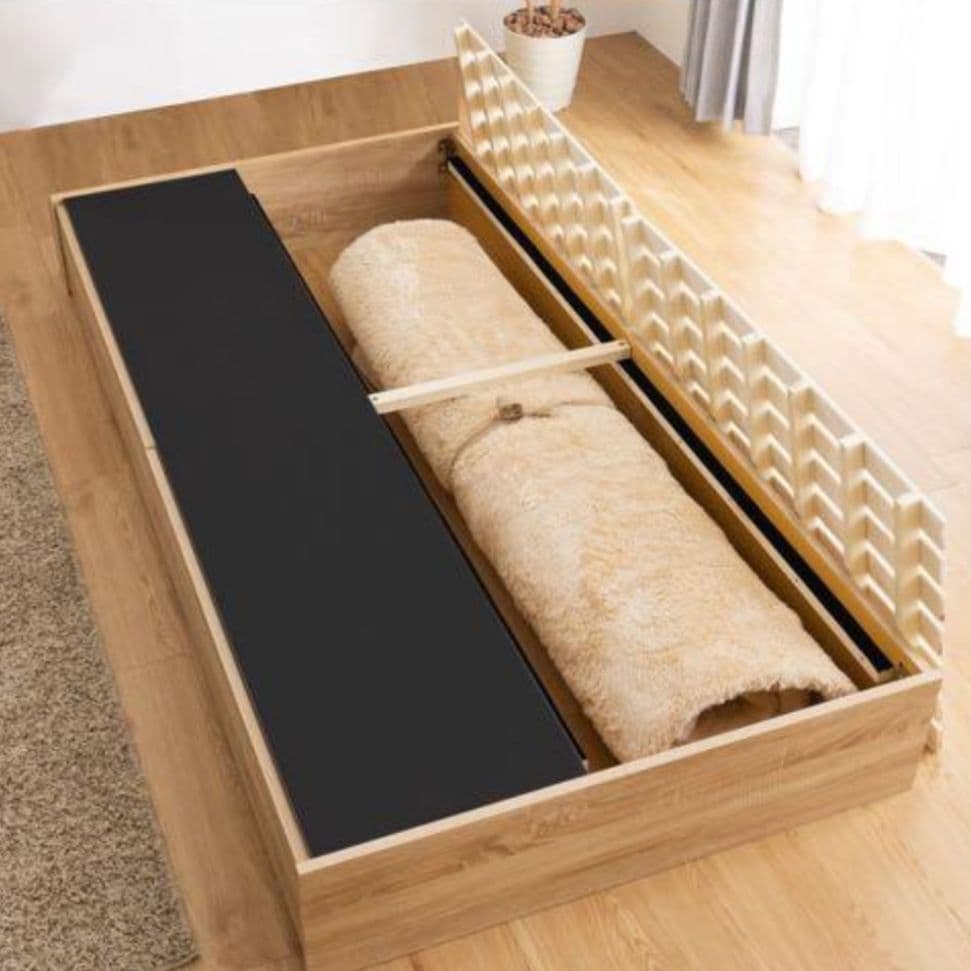 【送料込】ベッドフレーム　1台　シングル　ヘッドレス　ニトリ