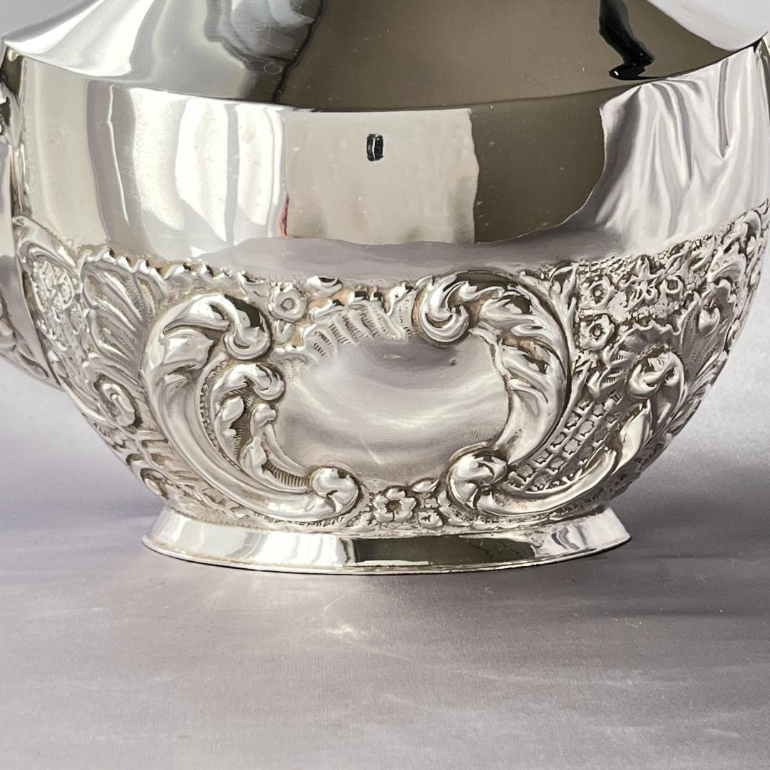 【Cheltenham】 ビクトリアン エンボスのコーヒーポット