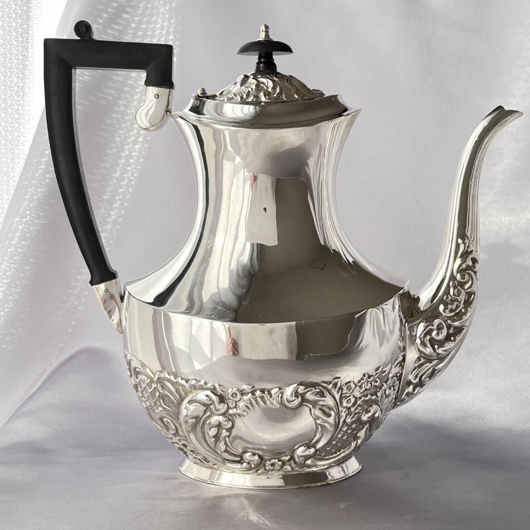 【Cheltenham】 ビクトリアン エンボスのコーヒーポット