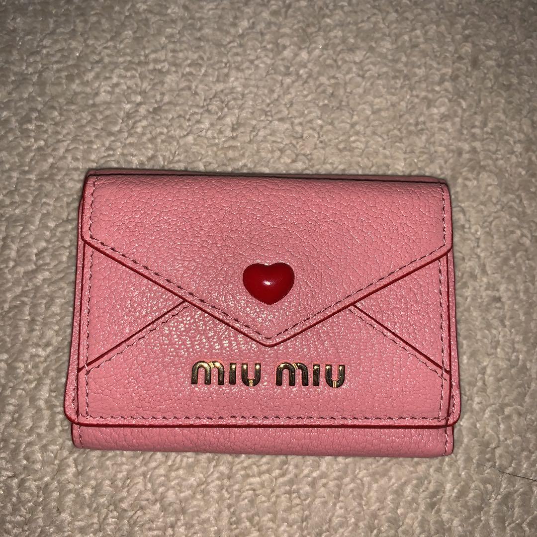 miumiu マドラスラブ 財布 折りたたみ財布 極美品❤️ ミュウ ミュウ