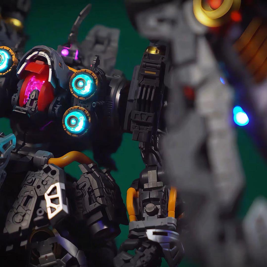 海外製 1/100サイズ オシリスの翼 クシャトリヤ