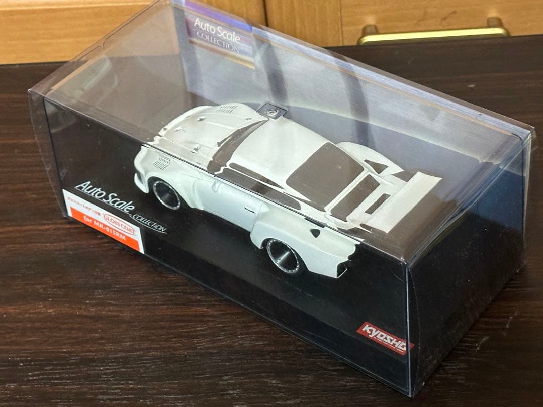 京商 ミニッツ ポルシェ　935　ホワイト　グロスコート　未開封