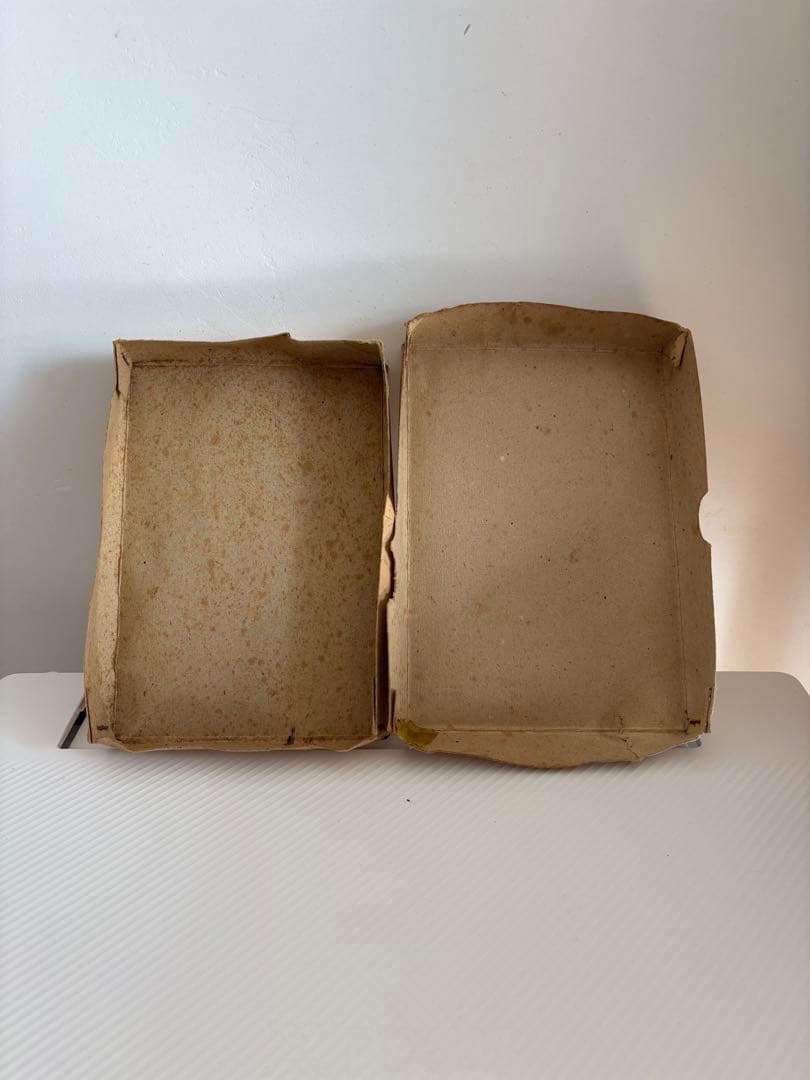 フランスアンティーク AU MINET 糸巻き箱 猫 - メルカリ