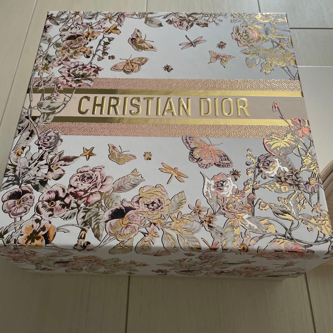 ボックス付き　DIOR ディオール　マザーズデイ　ポーチ　ノベルティ　母の日