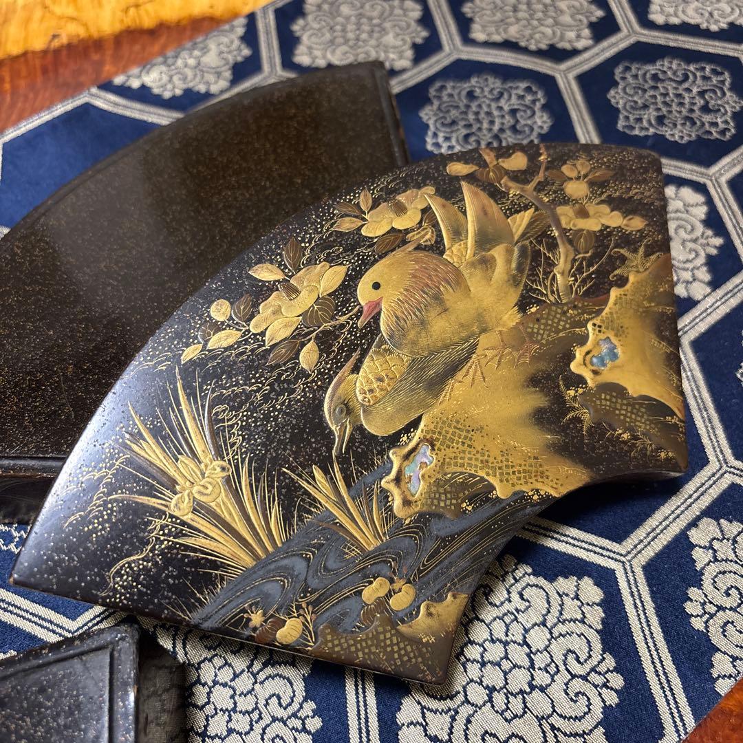 金箔の鳥の絵柄 漆器 重箱