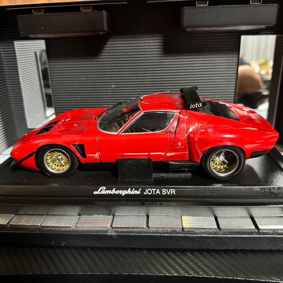 絶版未展示品 京商 1/18 ランボルギーニ イオタ SVR