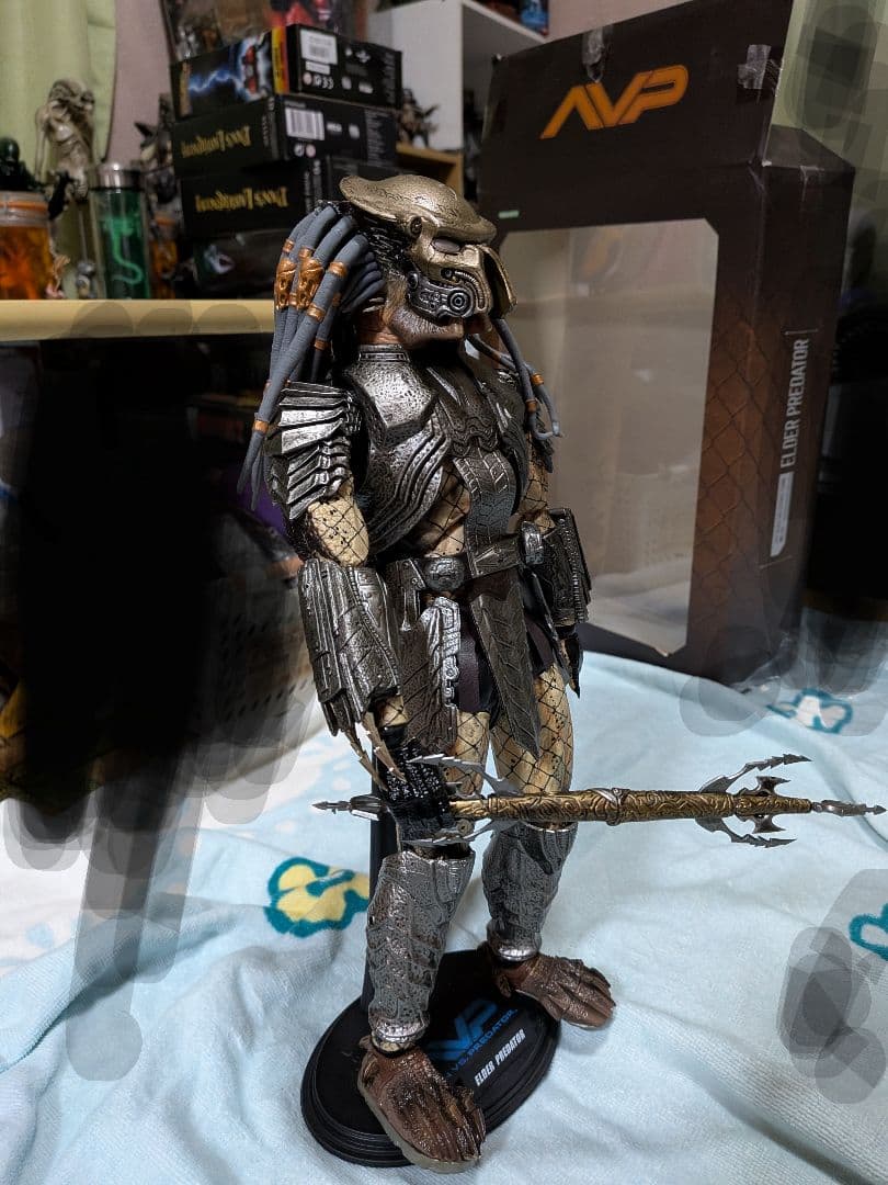 プレデターフィギュア