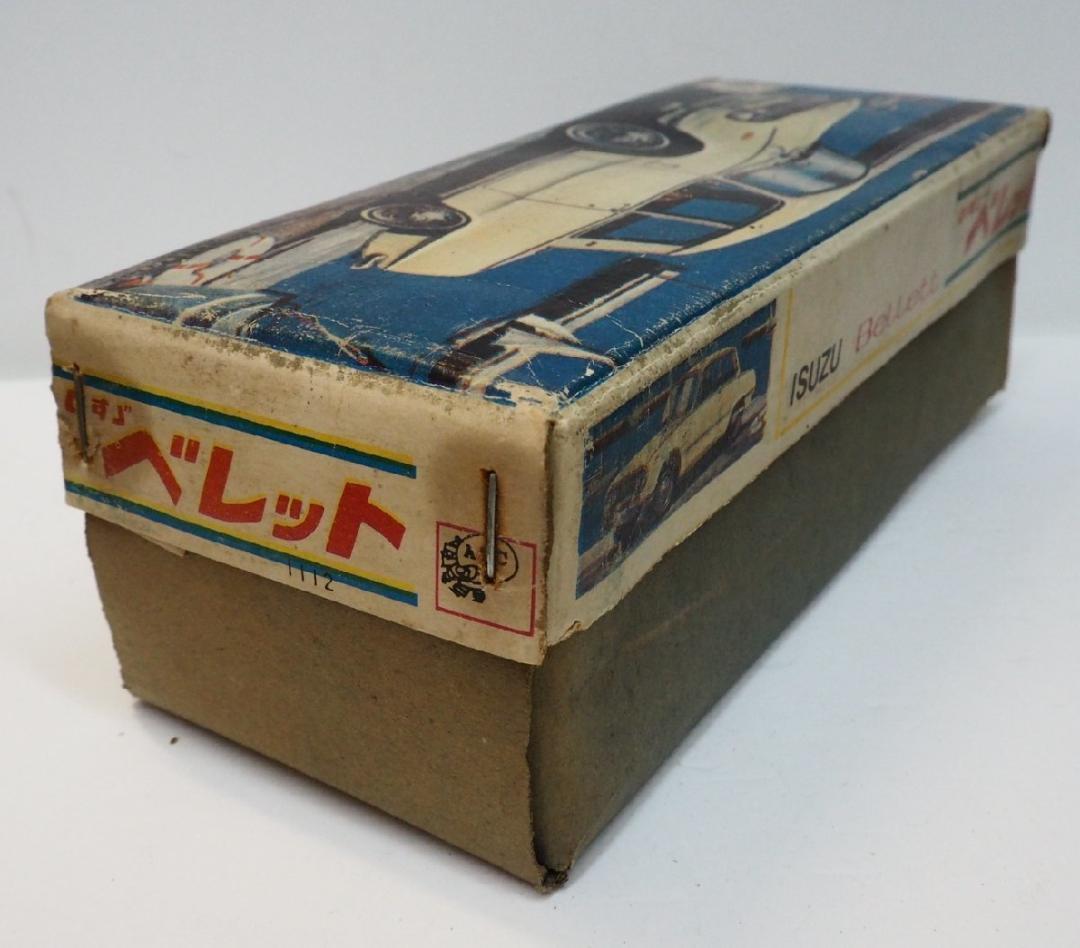 旭玩具【イスズ ベレット赤】ブリキtin toy carミニチュア自動車【箱付】