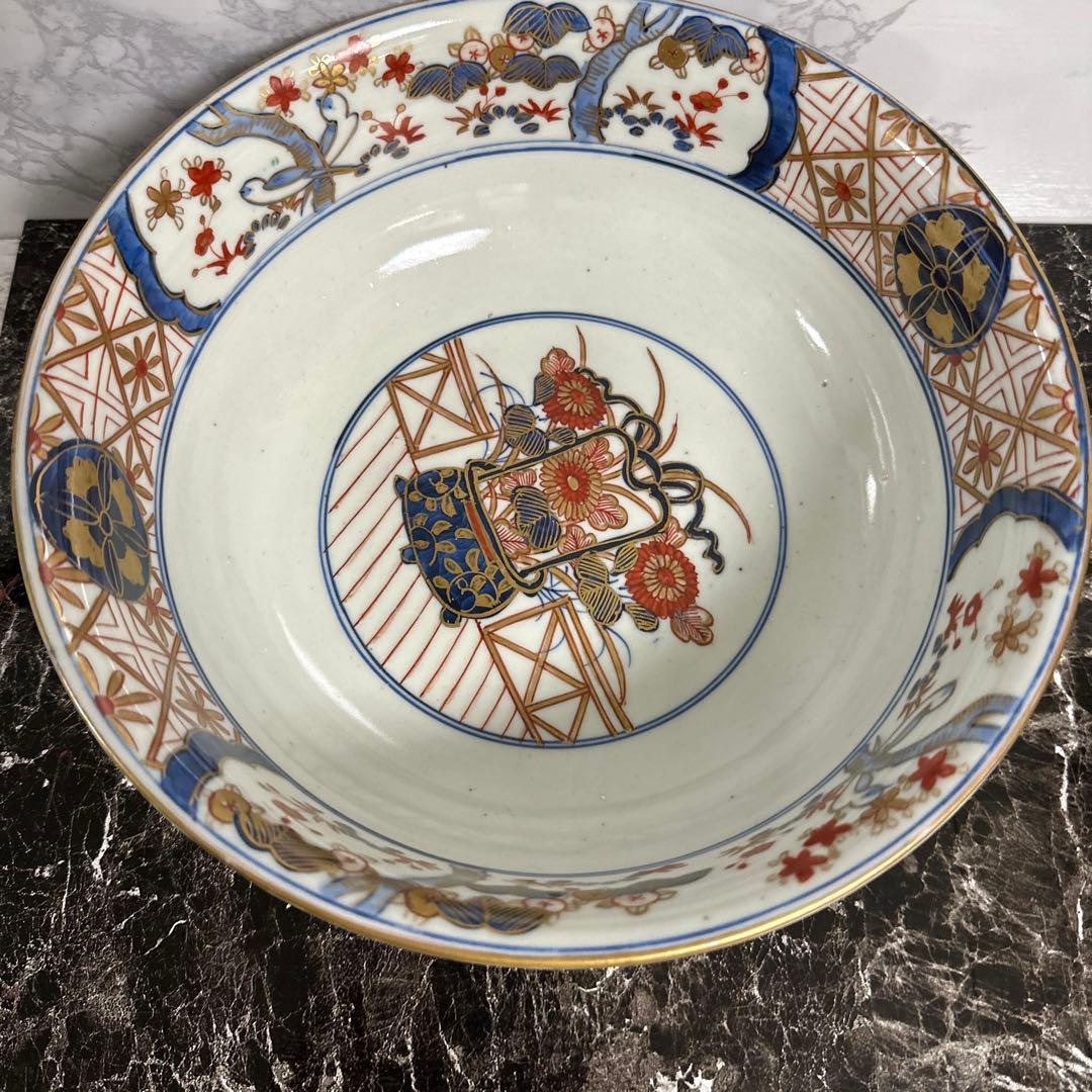 古伊万里、南蛮人物、染錦大鉢。箱付き。無傷。