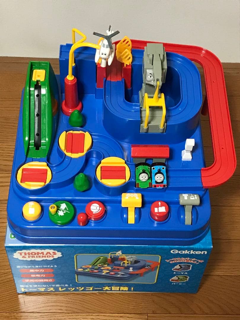 知育玩具　7点セット　アンパンマン　トーマス　木製玩具