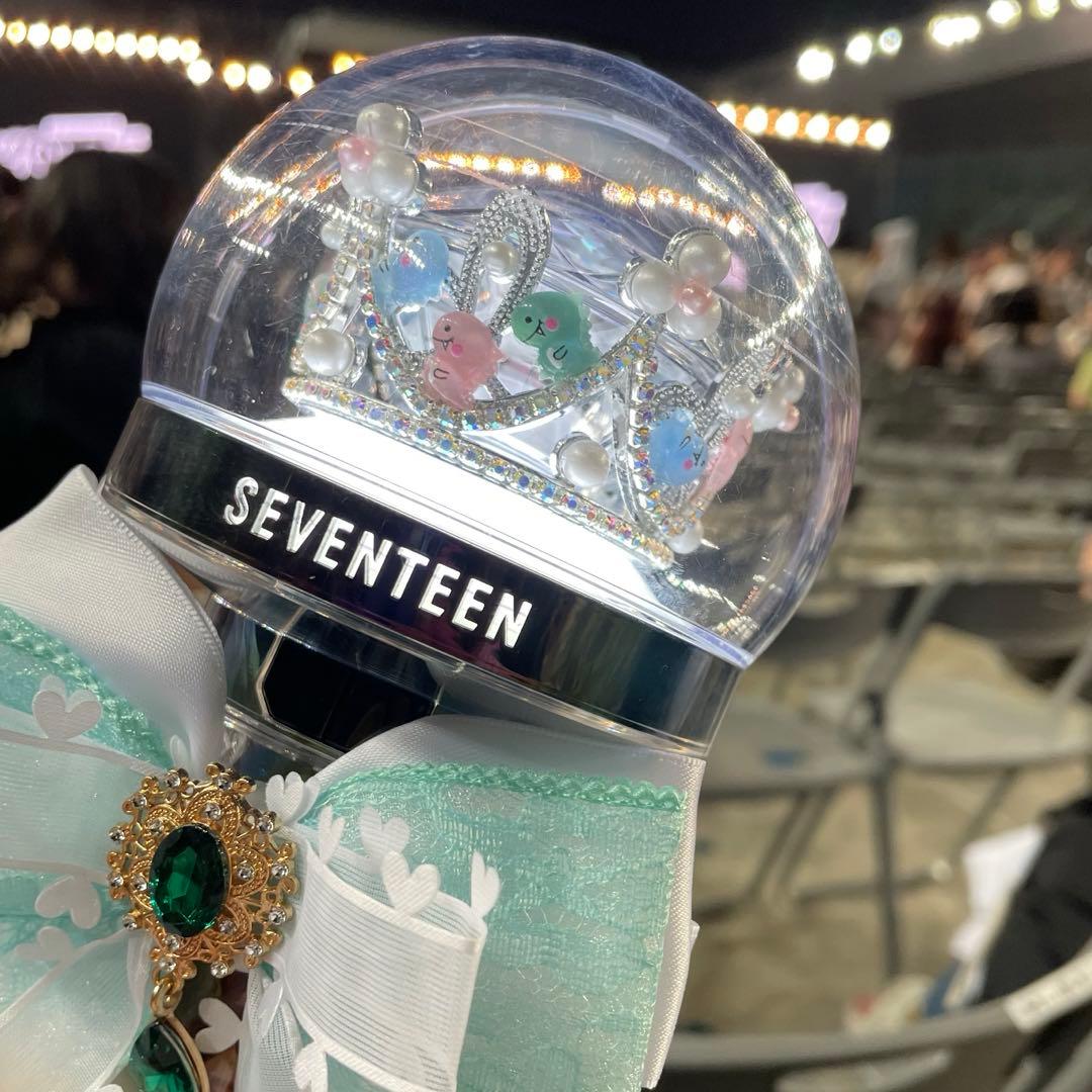 【装着イメージ】セブチ クラウン ティアラ ペンライト デコ カラット棒