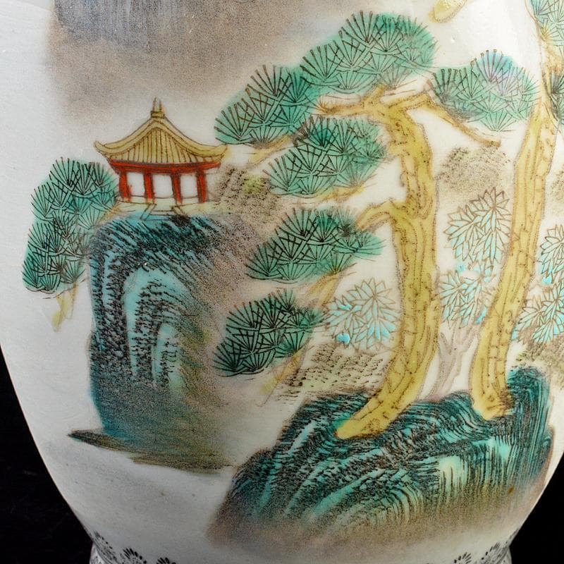 中国 景徳鎮製 粉彩 漢詩山水文瓶 D R6038B